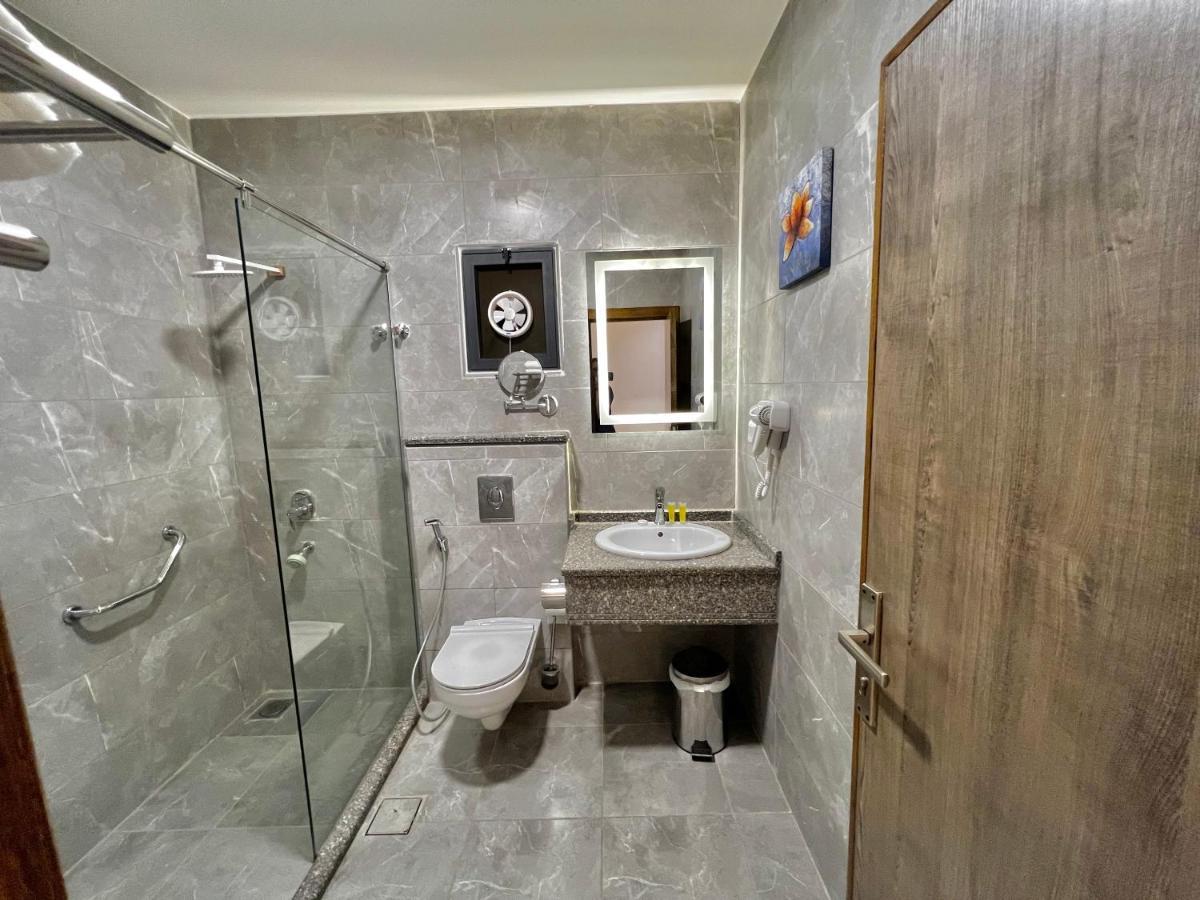 Sky Hotel Akaba Kültér fotó