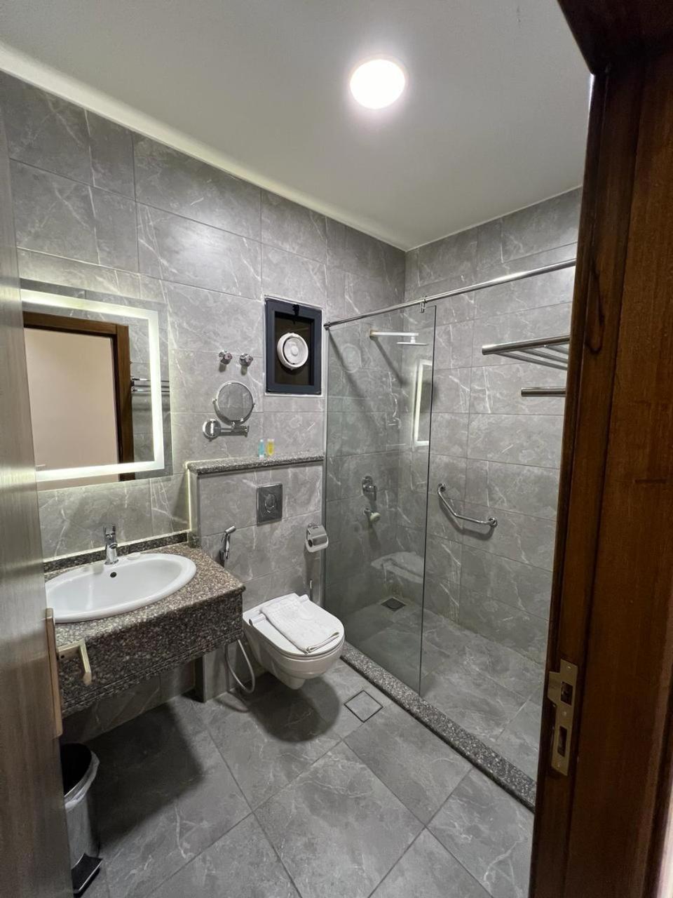 Sky Hotel Akaba Kültér fotó