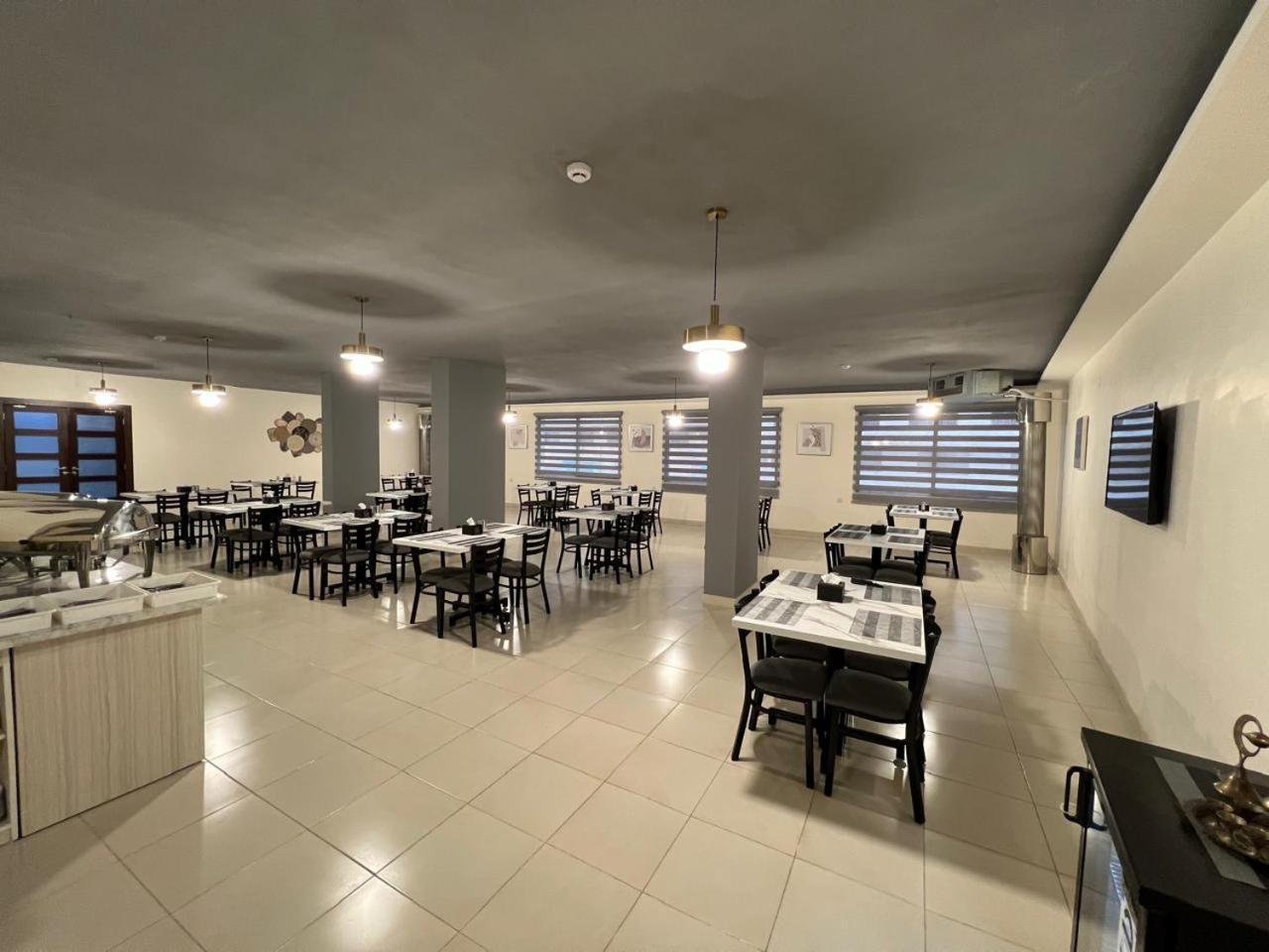 Sky Hotel Akaba Kültér fotó