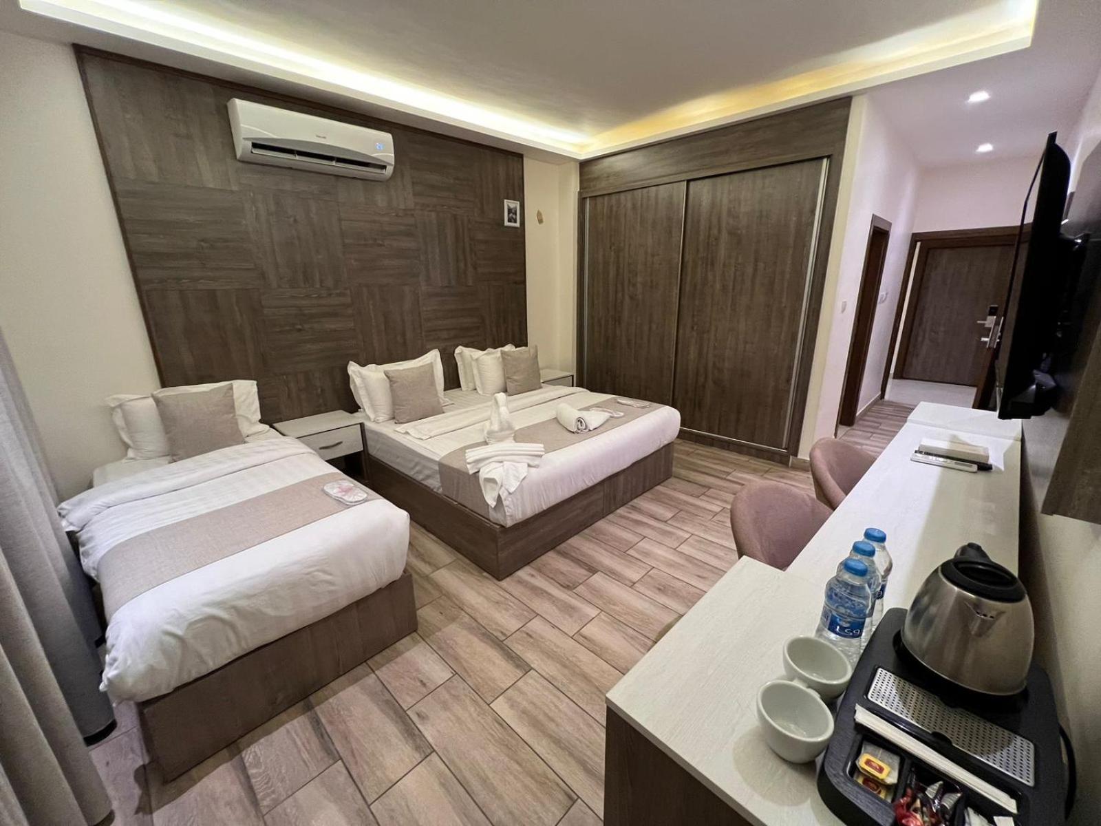 Sky Hotel Akaba Kültér fotó