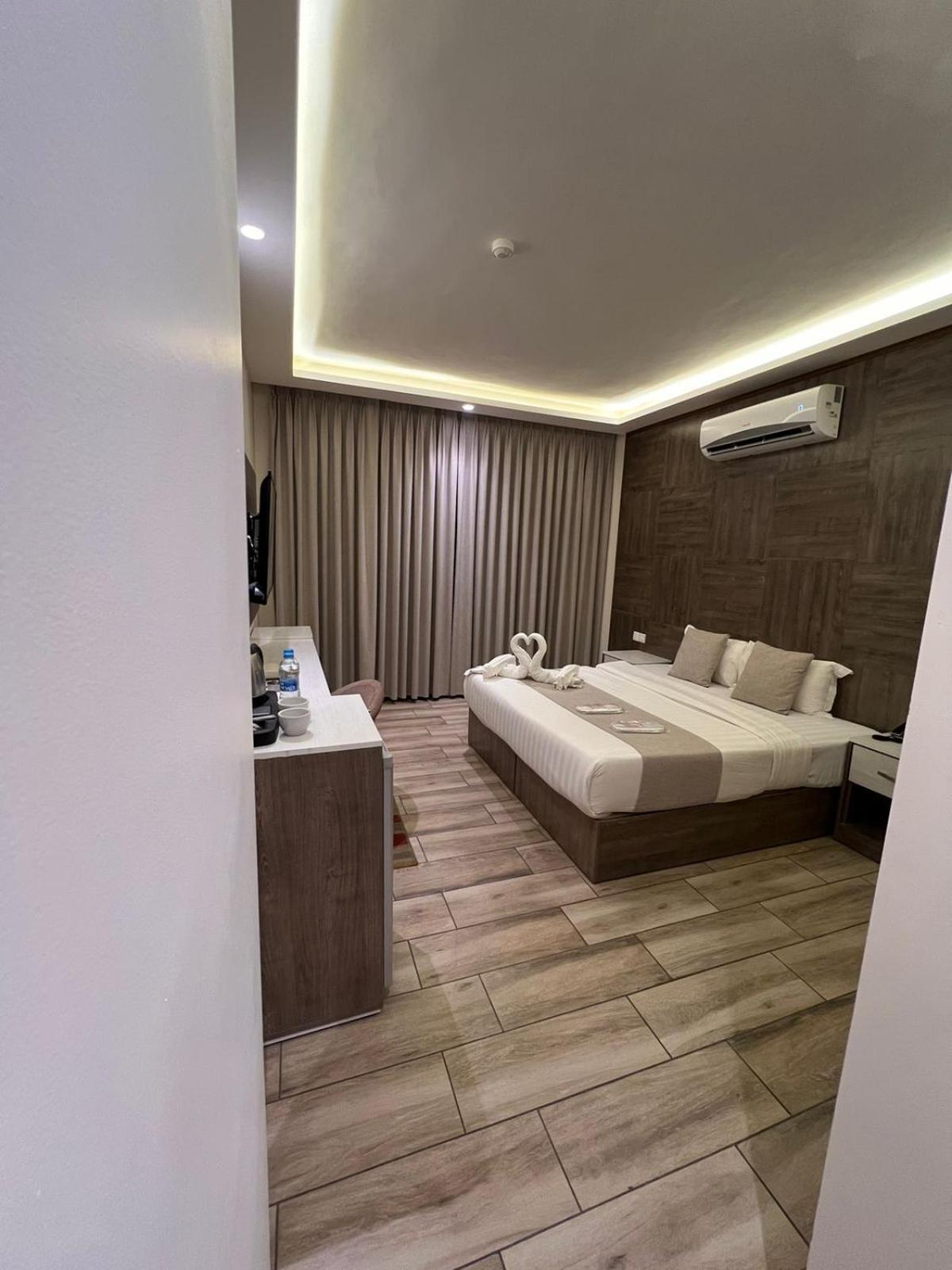 Sky Hotel Akaba Kültér fotó